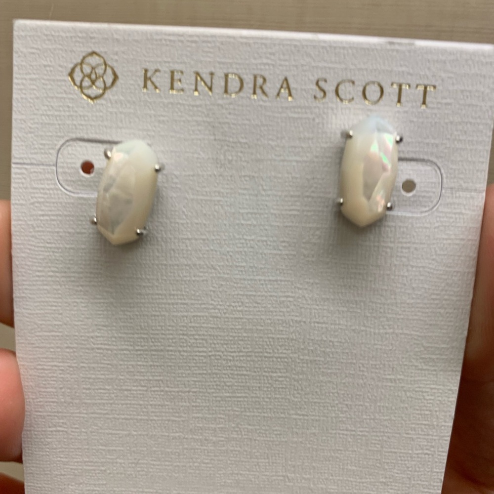 Kendra Scott earrings w filagree backing